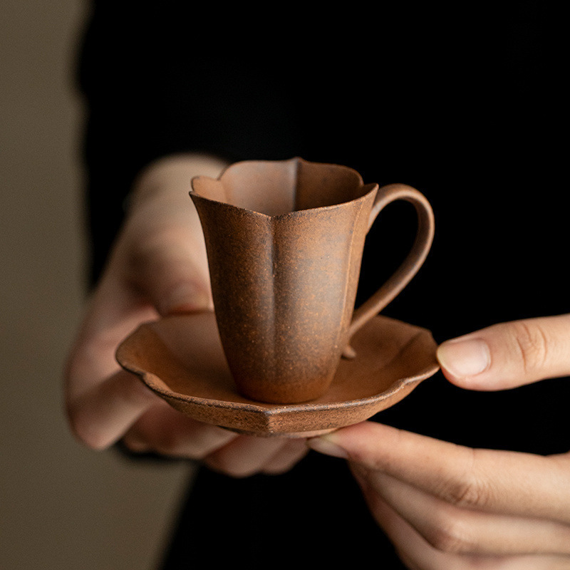 Grove aardewerk theekop van ou - Ocarina Ceramic recensie en prijs