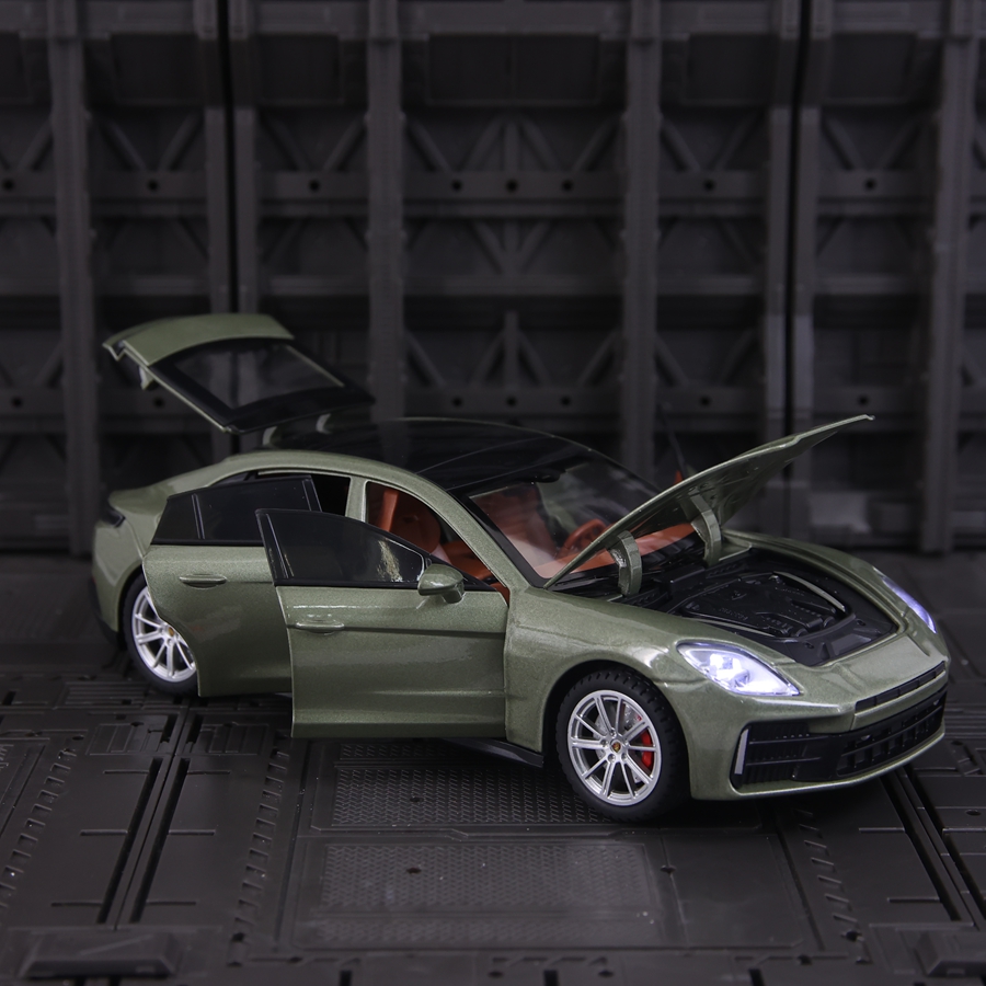 1:24 Simuleer het Porsche Pana - Audio Music Car recensie en prijs